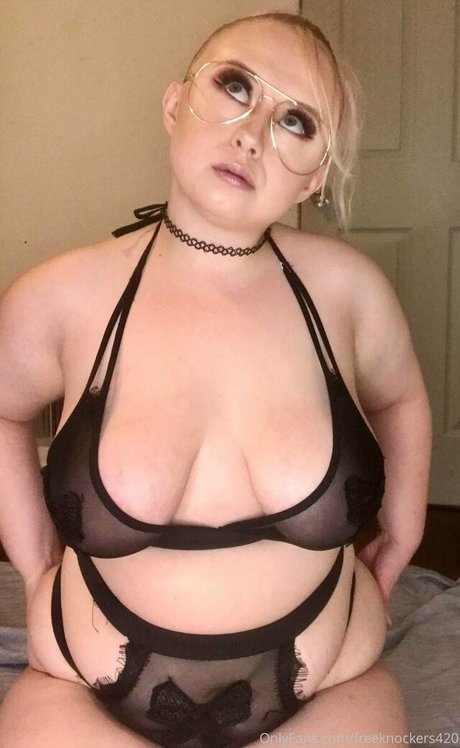 freeknockers420 top actress pics