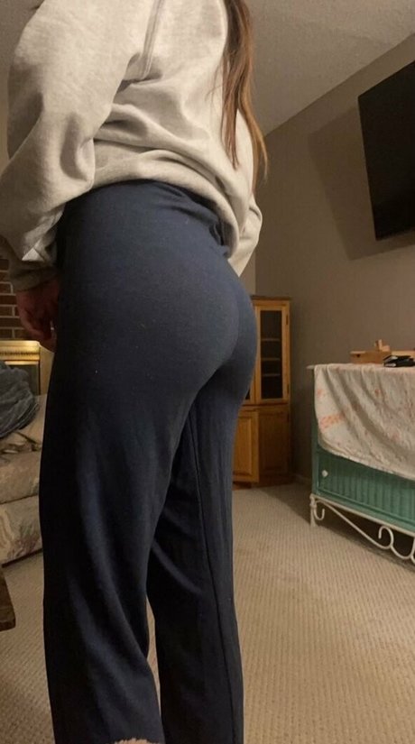 peeness y model erotic pics