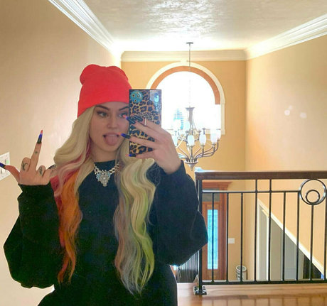 grapeslikethefruit star adult images