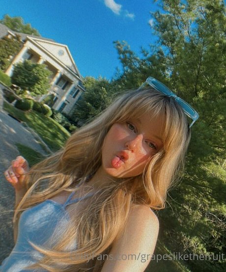 grapeslikethefruit free star photos