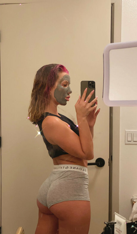 riinablakeee pornstar naked gallery