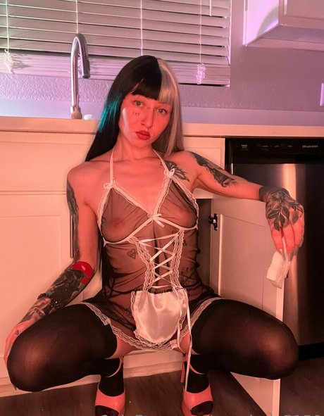 xovalerie5150 perfect actress pic