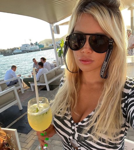 Wanda Nara beautiful actress pictures