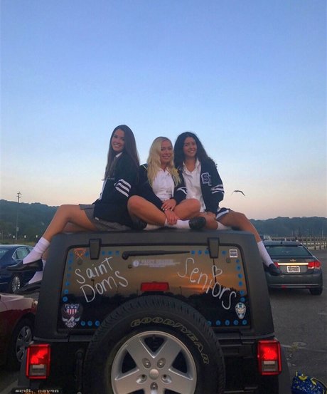 Alyssa K model erotic gallery