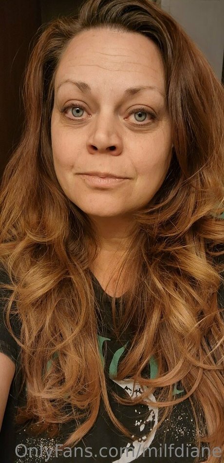 milfdiane pretty model pics