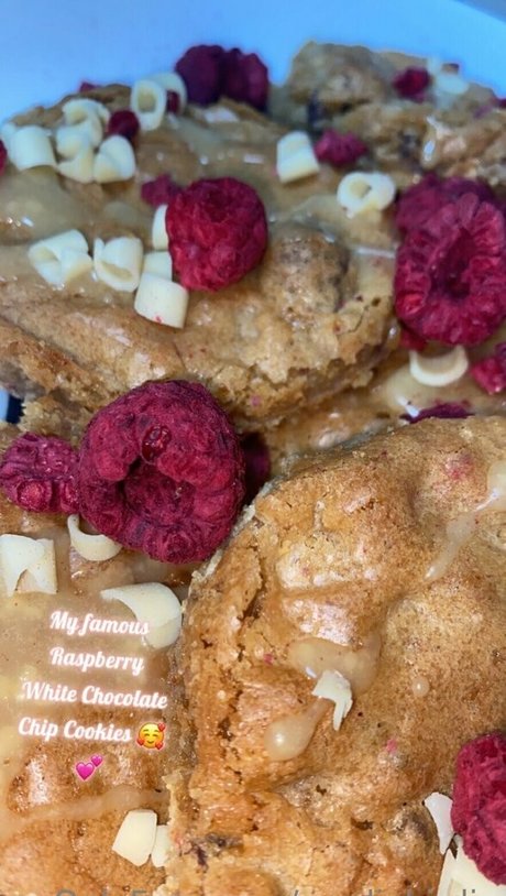 nerdixbirdie art pornstar photo