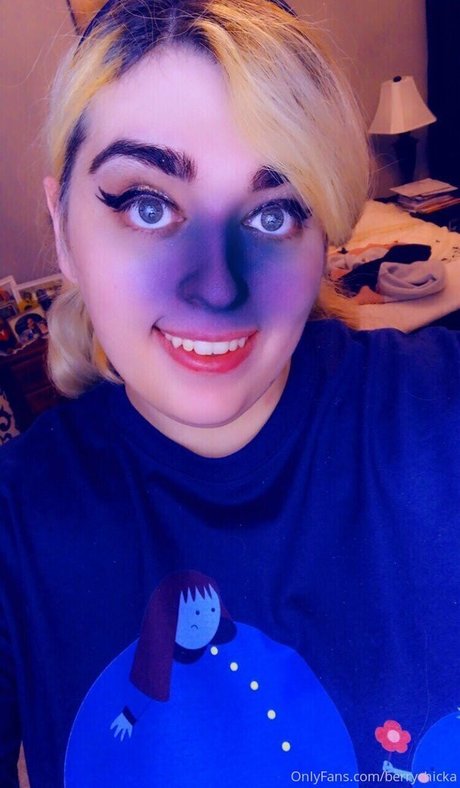 blonde midget onlyfans free naked photos