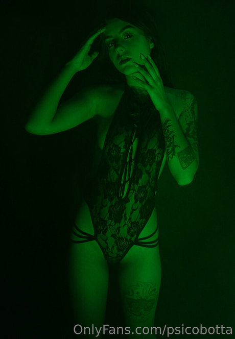 lesbian strapon onlyfans nude gallery