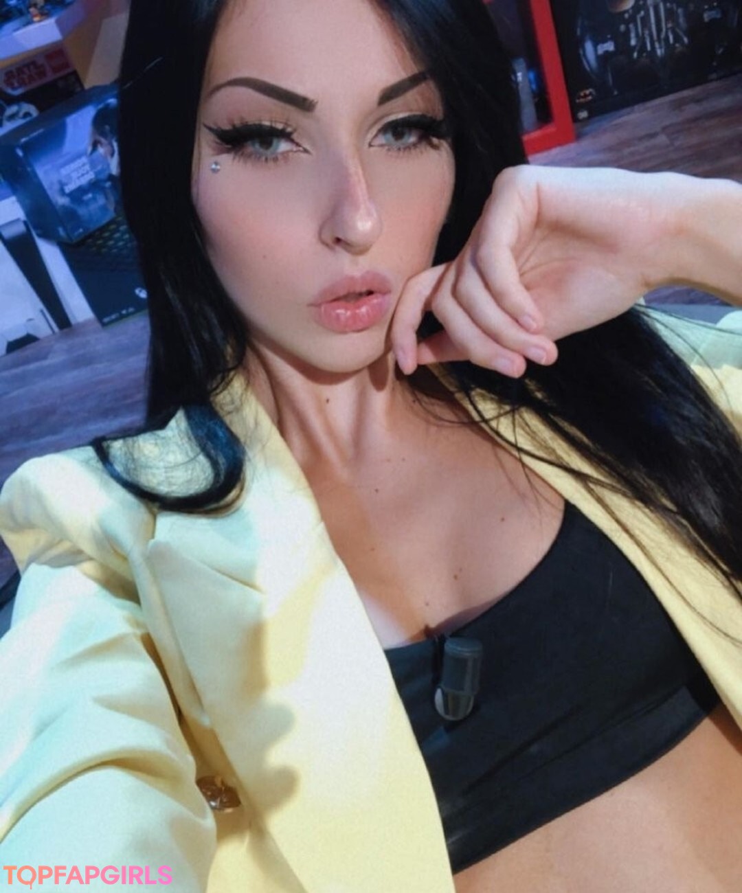 Giada Cristina Bessi exclusive pornstar archive