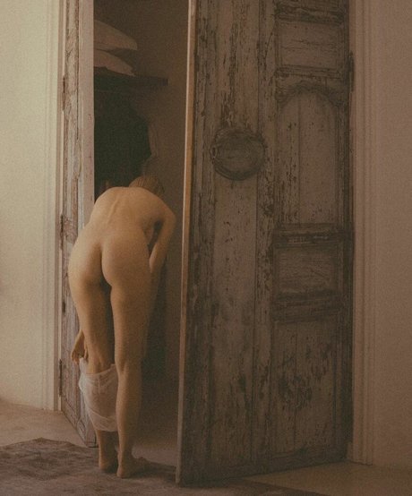 selfie nude onlyfans art xxx archive