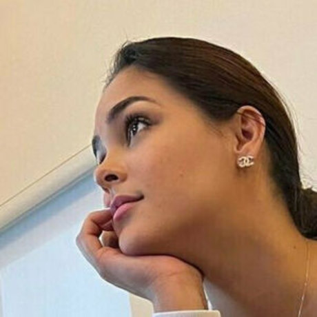 Jasmine Caro perfect actress picture