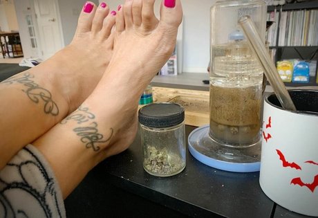 slim onlyfans xxx images