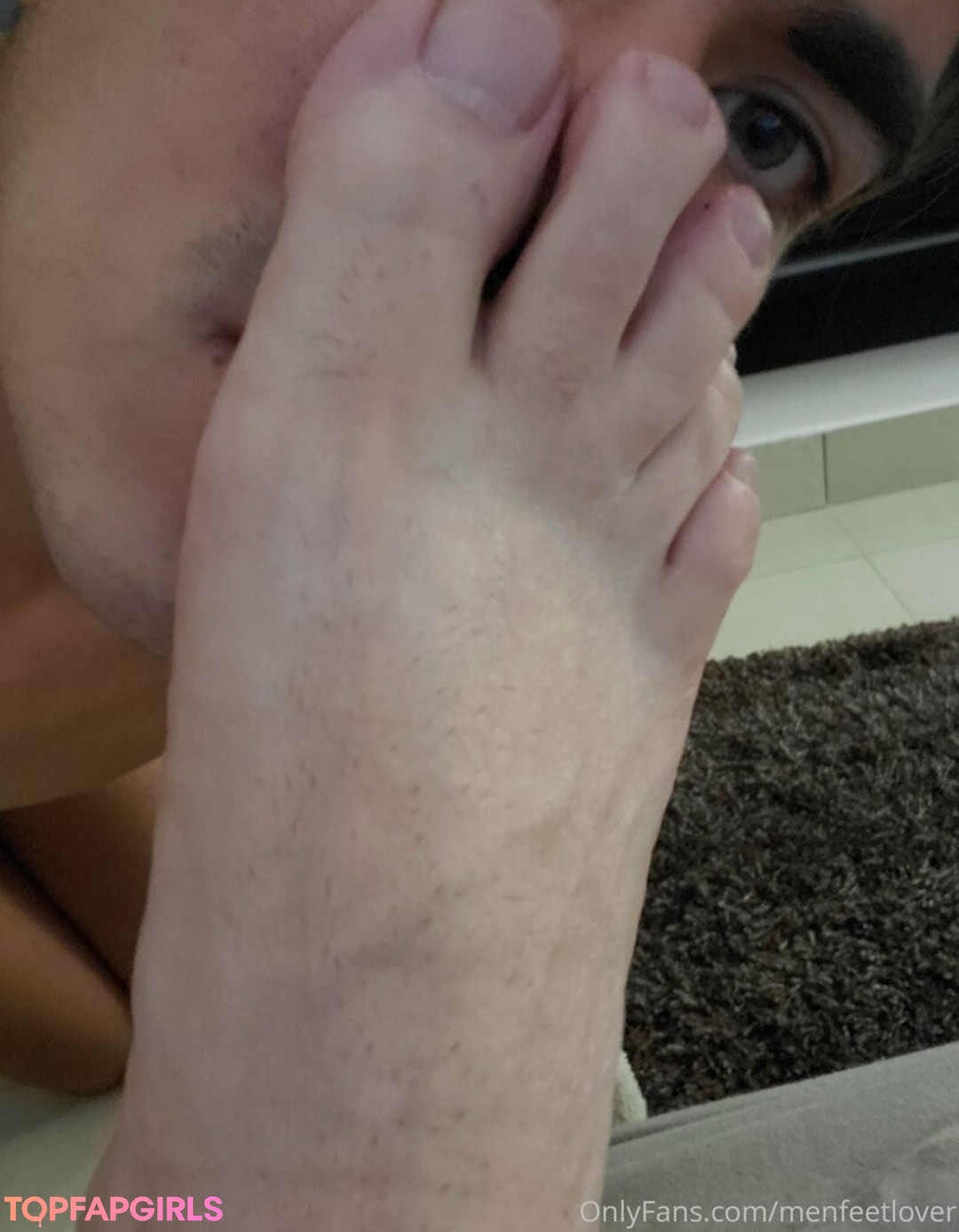 menfeetlover best star image