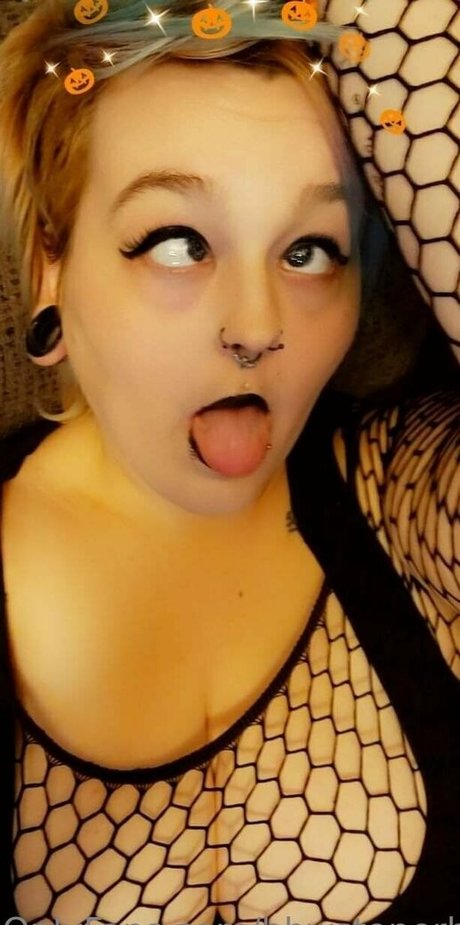 bbwstonerdoll model perfect pic