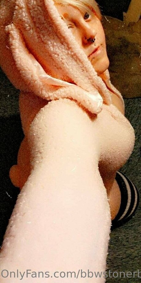 bbwstonerdoll porn actress galleries