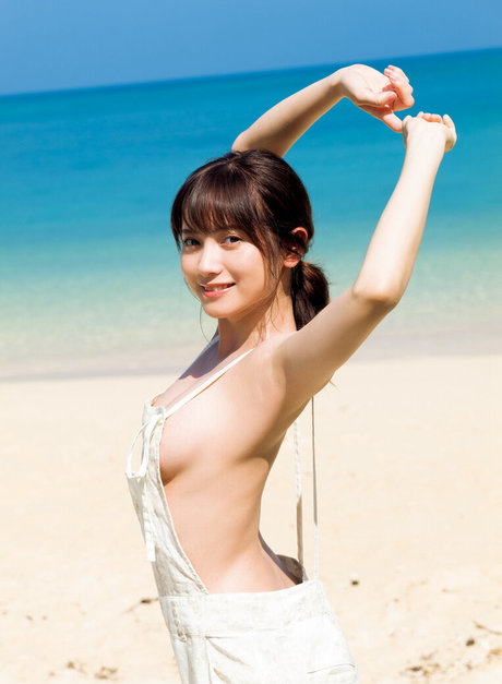 Nashiko Momotsuki free pornstar pictures