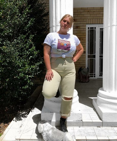 amateur shemale onlyfans erotic photos