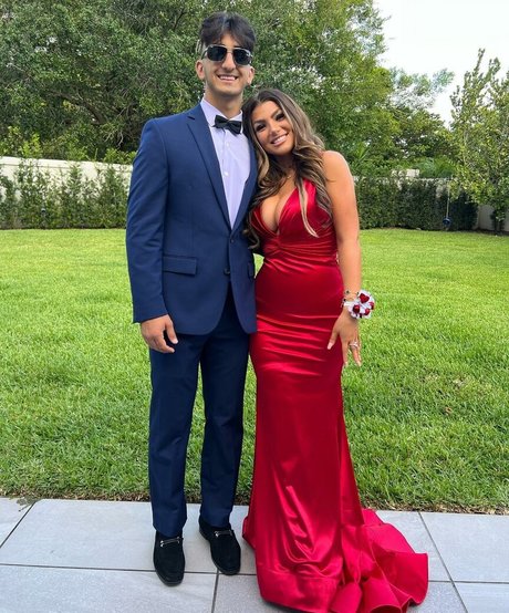 hottest midget onlyfans beautiful nude image