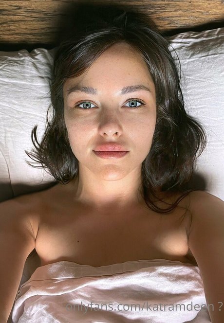 goth asian onlyfans pornos archive