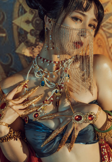 YunX1X1 free actress galleries