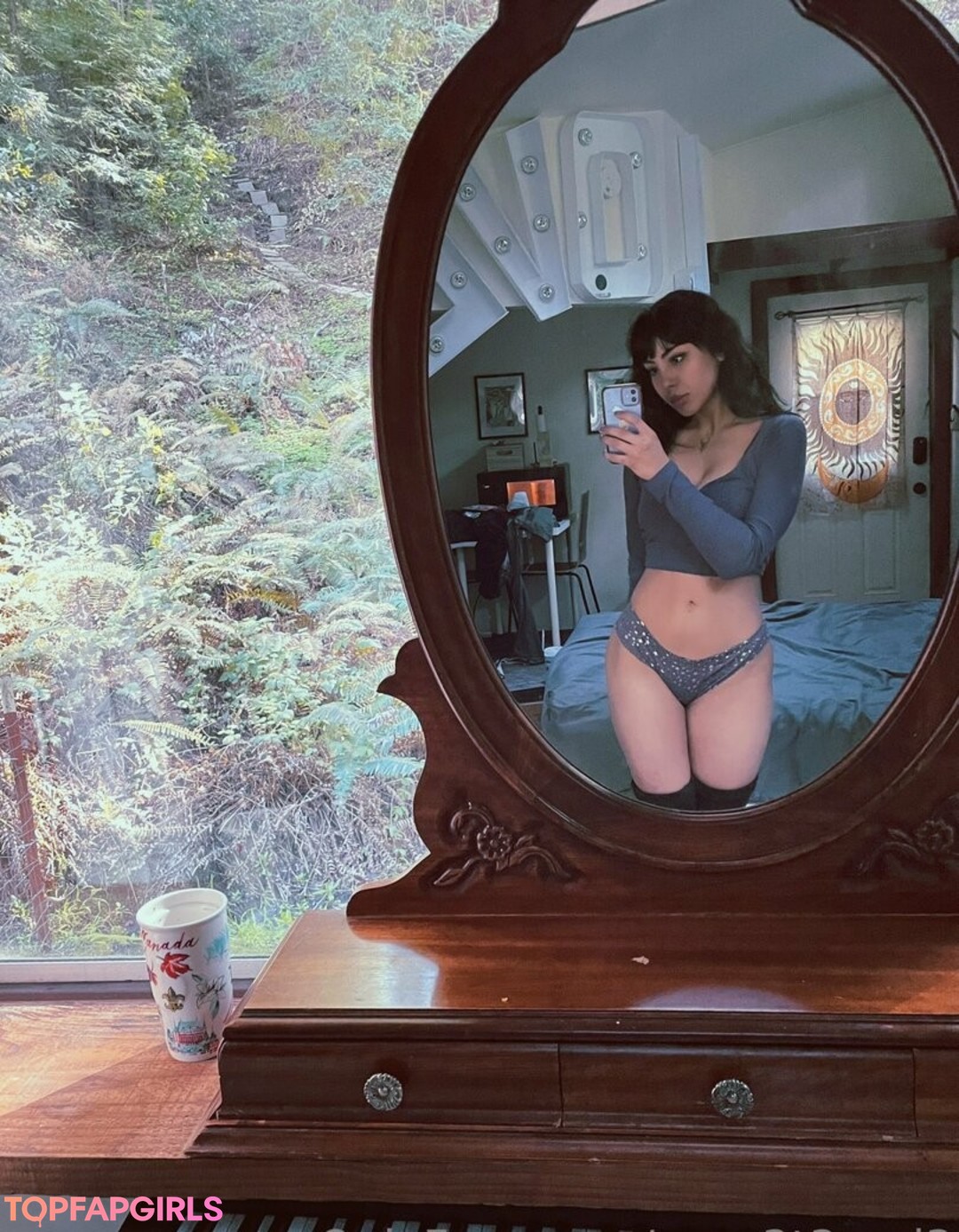 spac3t3mpl3 star sexy photo