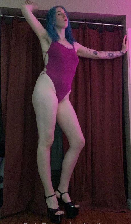 luxlivesxxx erotic star image