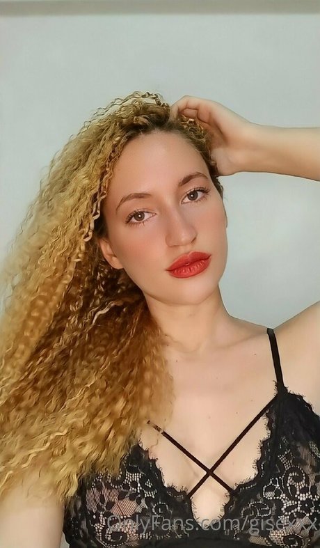 nikiifox porn star photos