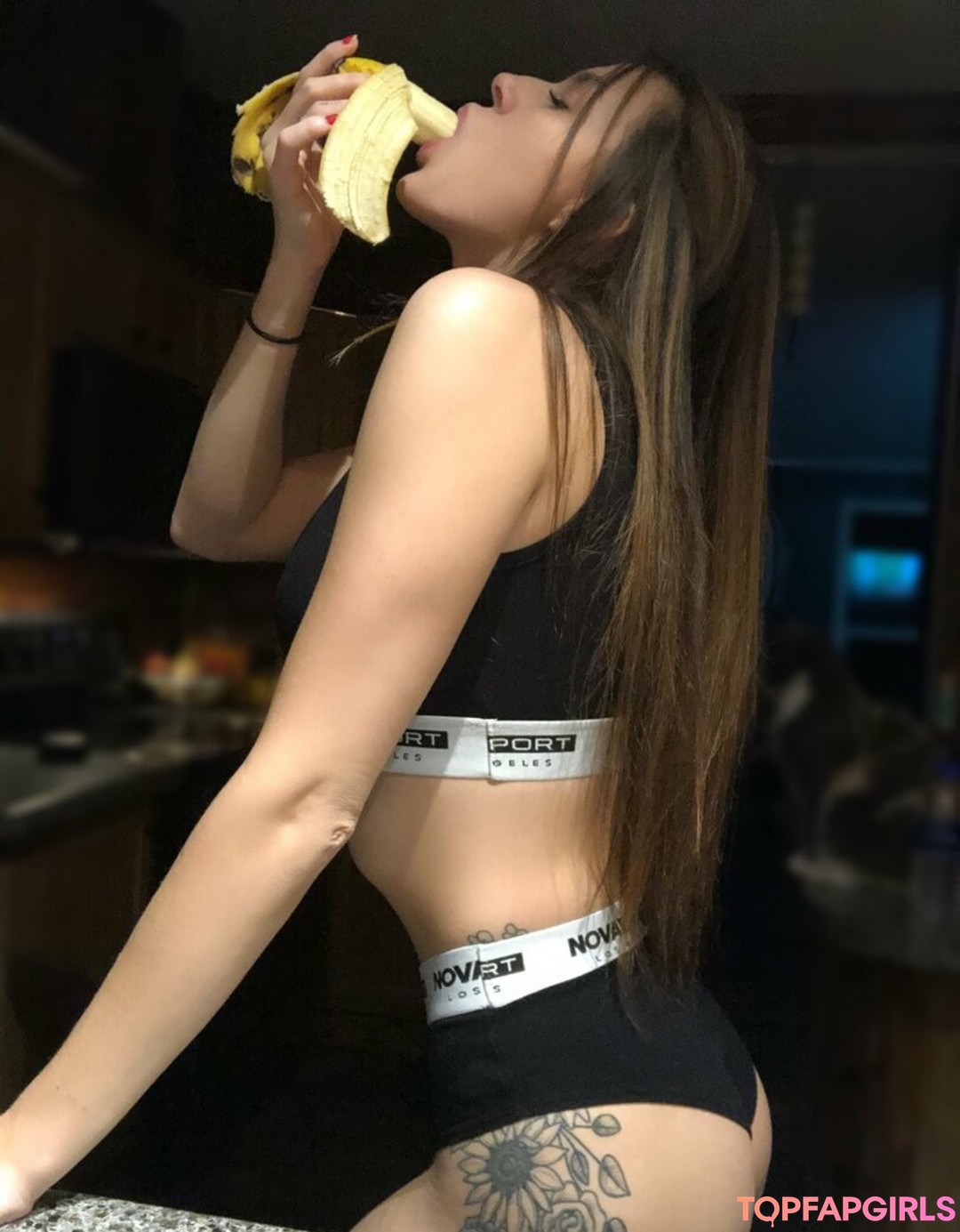 ashtynsommer sexy pornstar photo