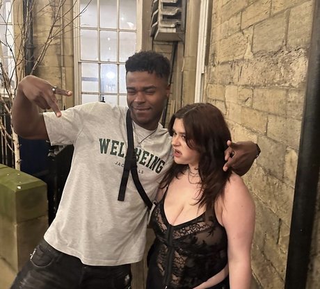 black female onlyfans hot sexy img