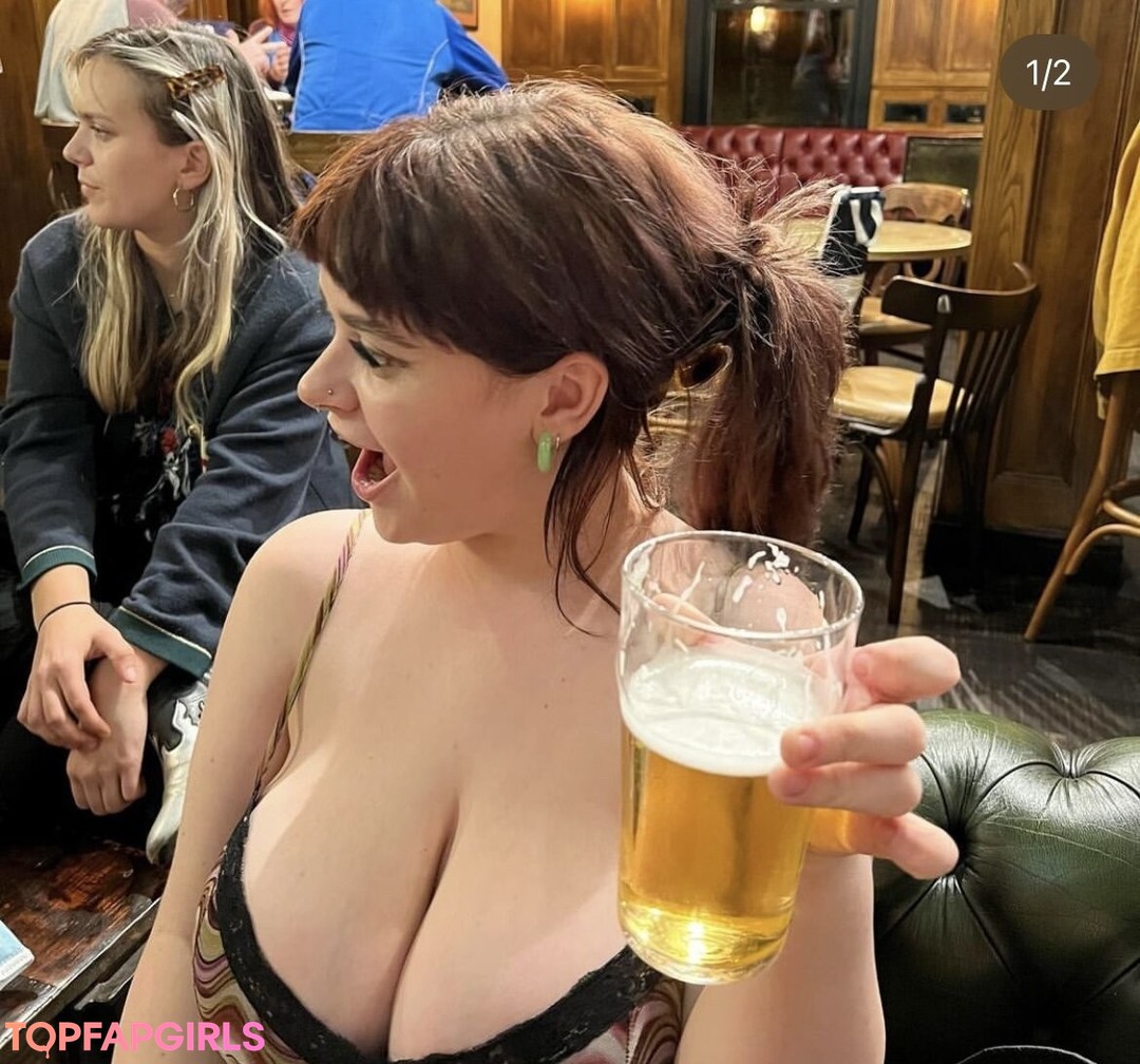 Charlotte A model hot gallery