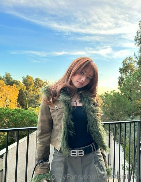 renatarifree nude actress img