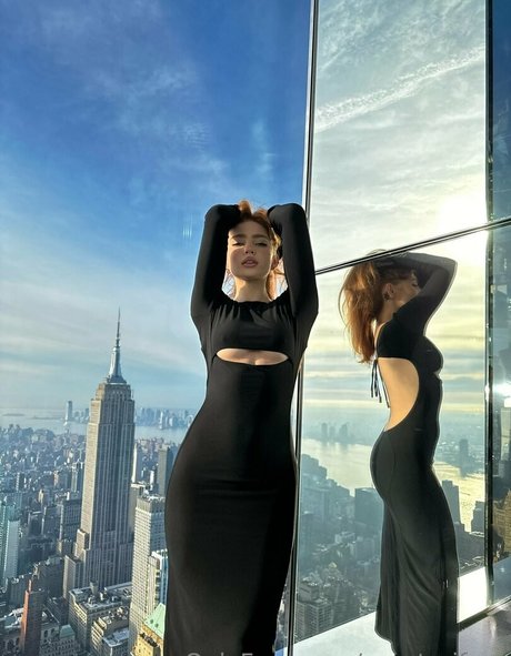 renatarifree perfect actress photo