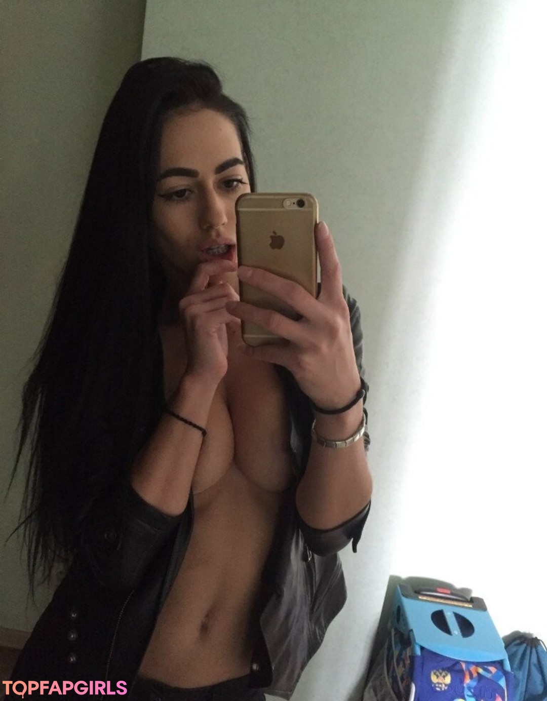 Rolshchikova A A porn star img