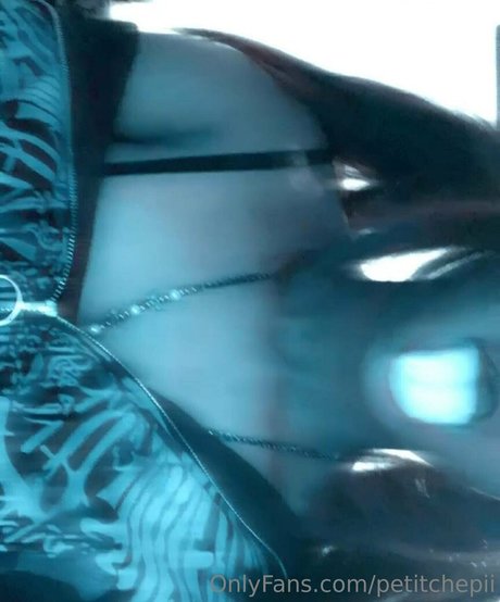 petitchepii sex actress galleries