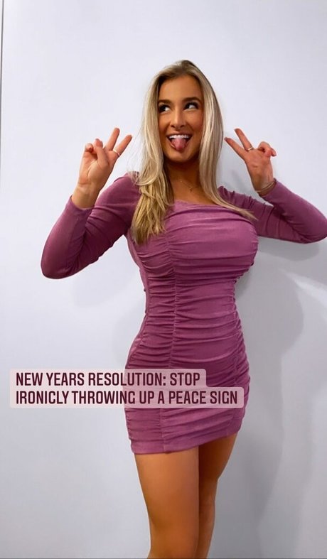 busty teen onlyfans art nude pic