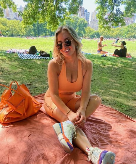 Taylor Z art star img