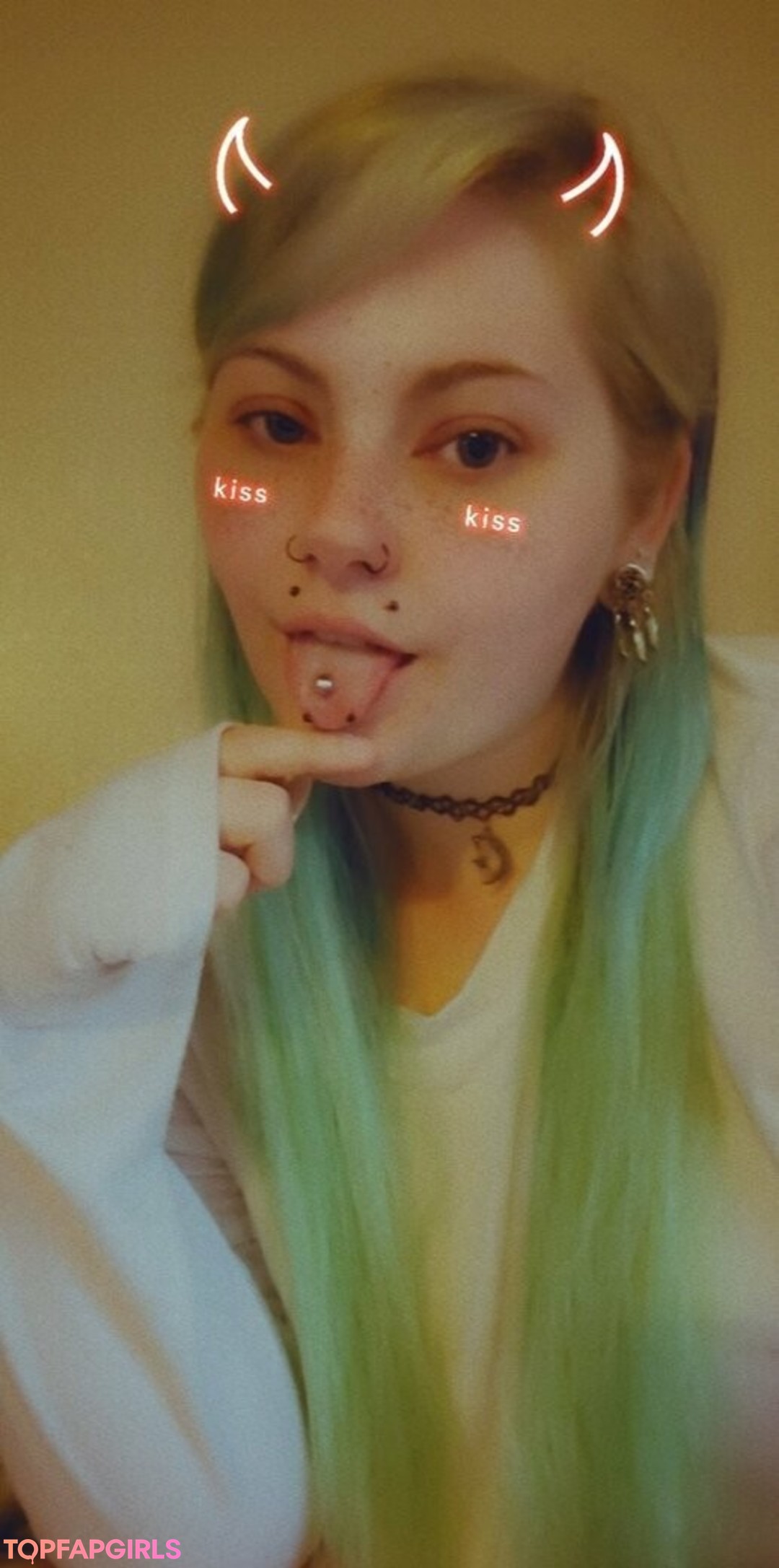 nikkimonstrosity nude star pic