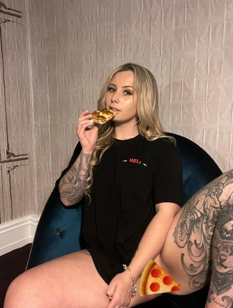 Niccis noots xxx model images