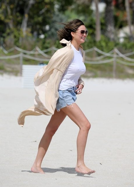 money onlyfans beautiful pictures