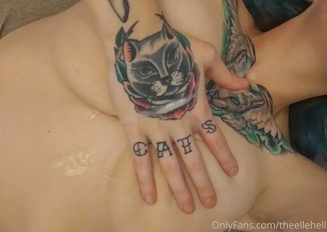 theellehell best model galleries