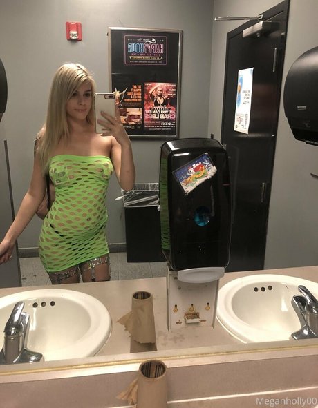 meganholly00 model pretty img