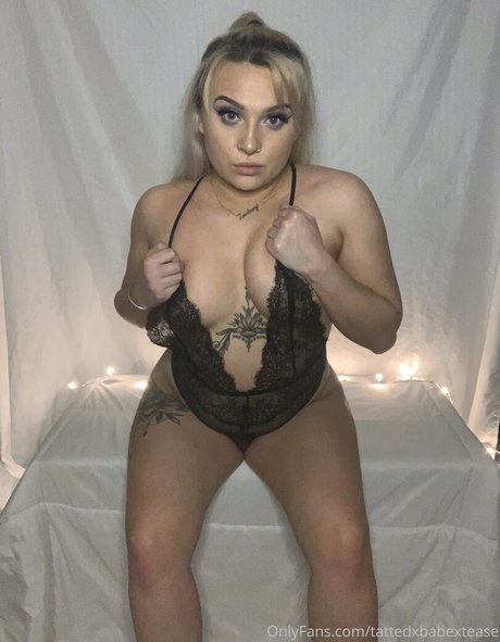 tattedxbabextease nice actress pic