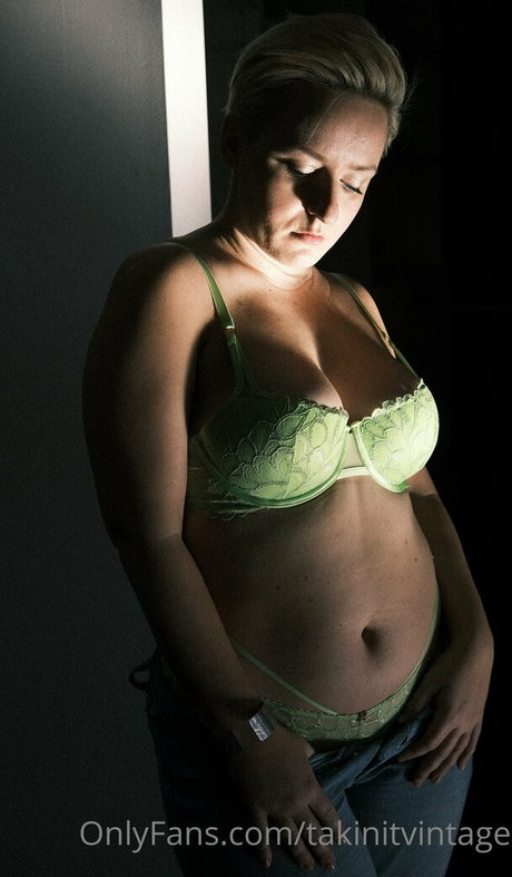 over 50 onlyfans free naked images