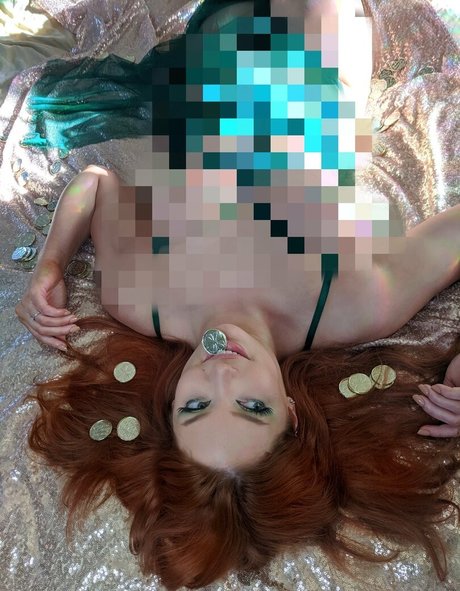 curvy blonde onlyfans art nude image