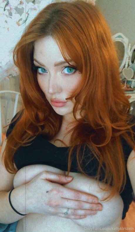 kellykirstein nude star archive