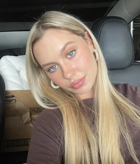 petite bbc onlyfans exclusive image