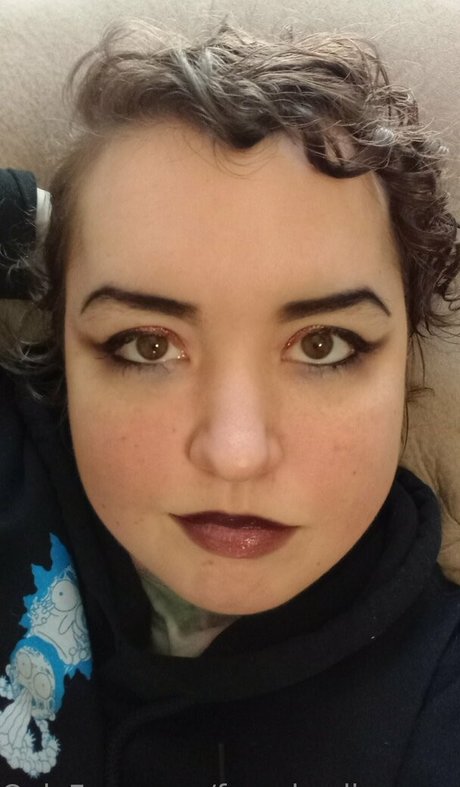 female diogenes star perfect photo