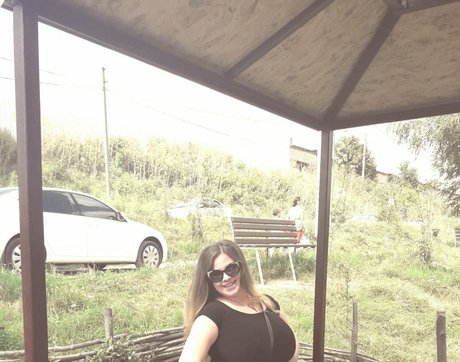 black trans onlyfans top img