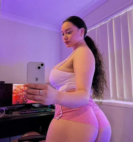 Carragh pornstar art photo