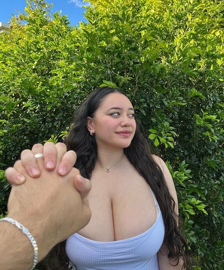 Carragh pornstar pretty image